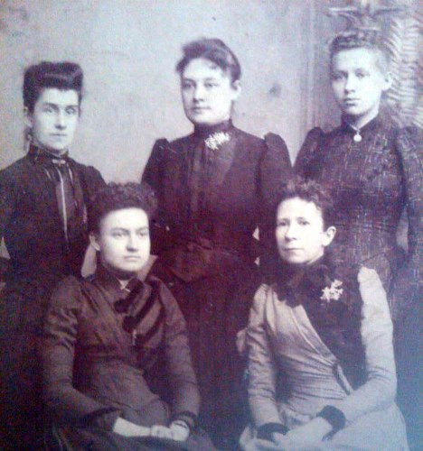 Mary (Kavanagh) Calkin and Daughters